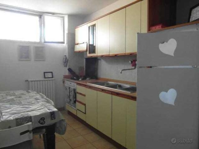 Appartamento in affitto ad Ameglia, arredato, spese incluse, cucina abitabile TrovaCasa