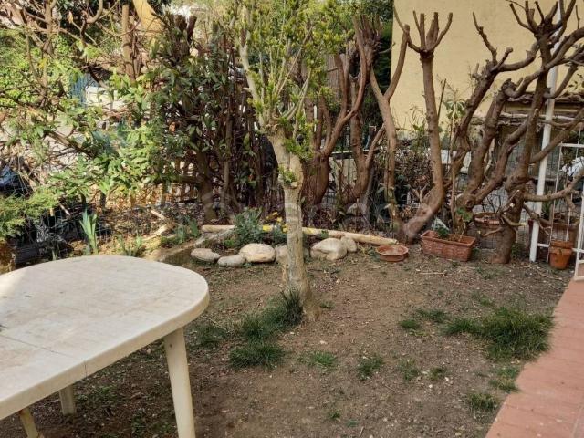 Appartamento in affitto ad Ameglia via c. A. Fabbricotti, arredato, giardino privato, posto auto TrovaCasa