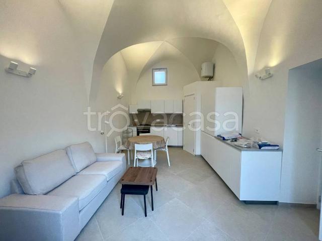 Appartamento in affitto ad Anacapri via Timpone, arredato, terrazzo, ristrutturato TrovaCasa