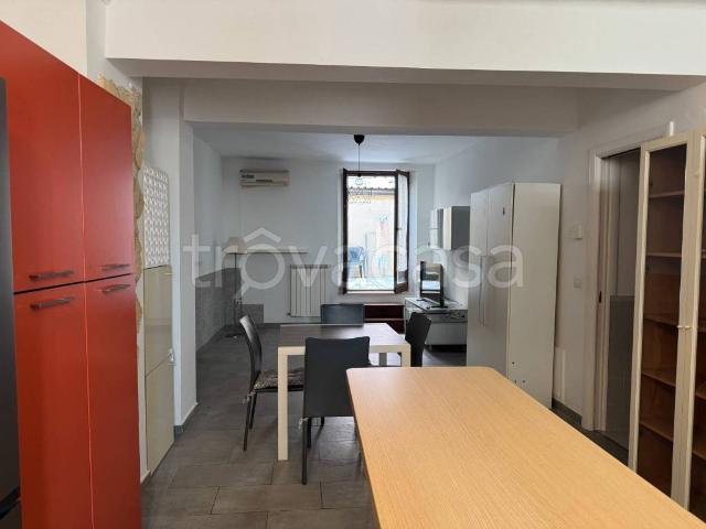 Appartamento in affitto ad Ancona via Lamaticci, arredato, giardino privato, ingresso indipendente TrovaCasa
