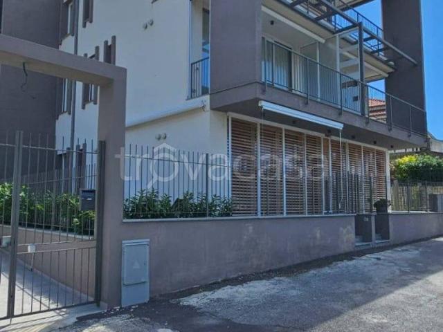 Appartamento in affitto ad Andora via Sant'Ambrogio, 37, arredato, giardino privato, box TrovaCasa