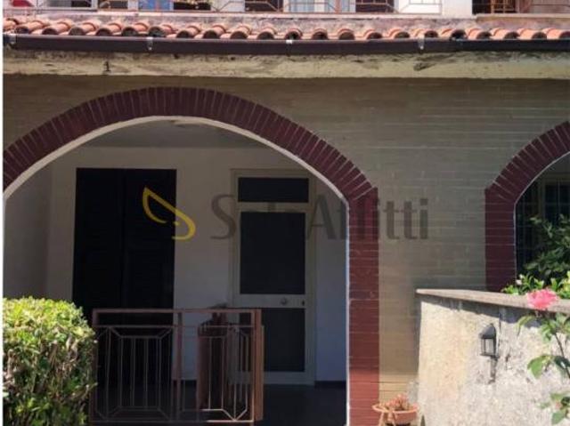 Appartamento in affitto ad Anguillara Sabazia viale Poggio dei Pini, 42