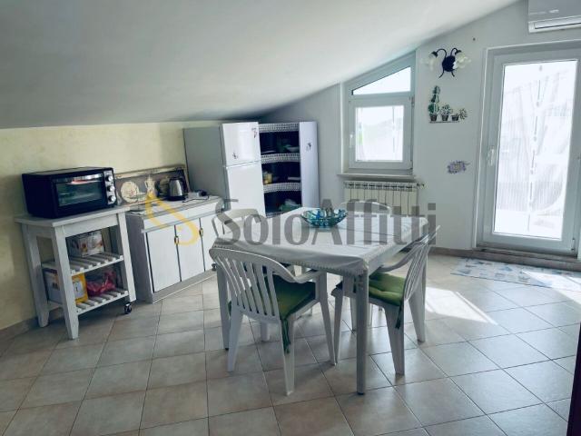 Appartamento in affitto ad Anzio via delle Muse, arredato, terrazzo, vista mare TrovaCasa