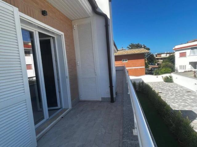 Appartamento in affitto ad Anzio viale del Sole, 40, arredato, giardino privato, terrazzo TrovaCasa