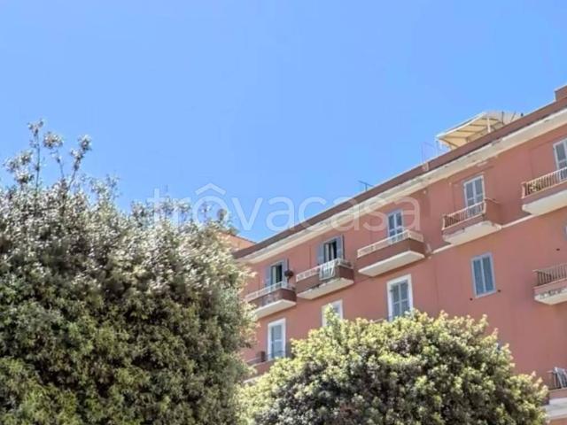 Appartamento in affitto ad Anzio piazza Giuseppe Garibaldi, arredato, ascensore, balcone TrovaCasa