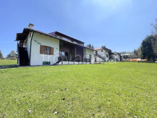 Appartamento in affitto ad Asiago via Mercar, 6, arredato, giardino privato, caminetto TrovaCasa