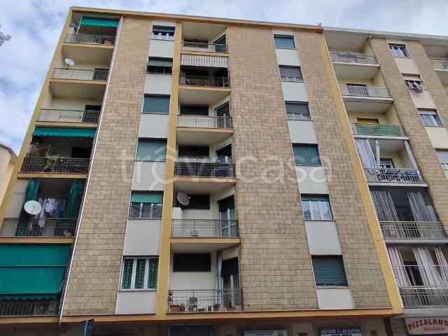 Appartamento in affitto ad Asti piazza Leonardo da Vinci, non arredato/vuoto, ultimo piano, cantina TrovaCasa