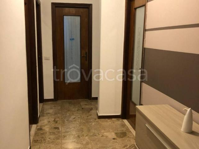Appartamento in affitto ad Asti, arredato, terrazzo, balcone TrovaCasa