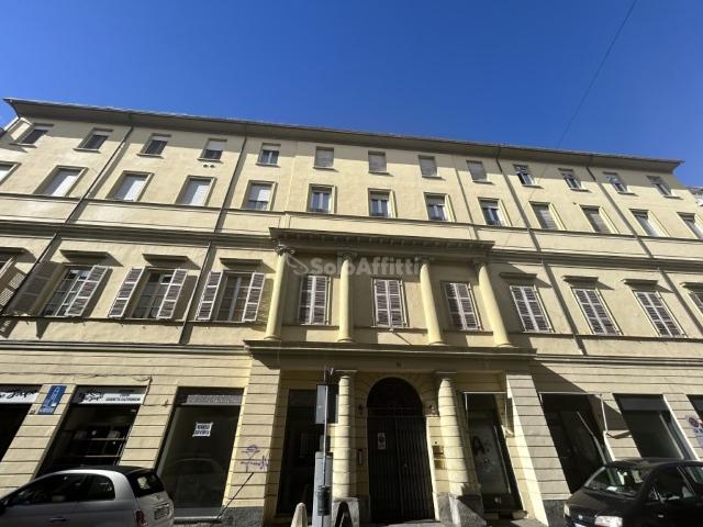 Appartamento in affitto ad Asti via XX Settembre, 65, riscaldamento autonomo, immobile di prestigio, parzialmente arredato TrovaCasa
