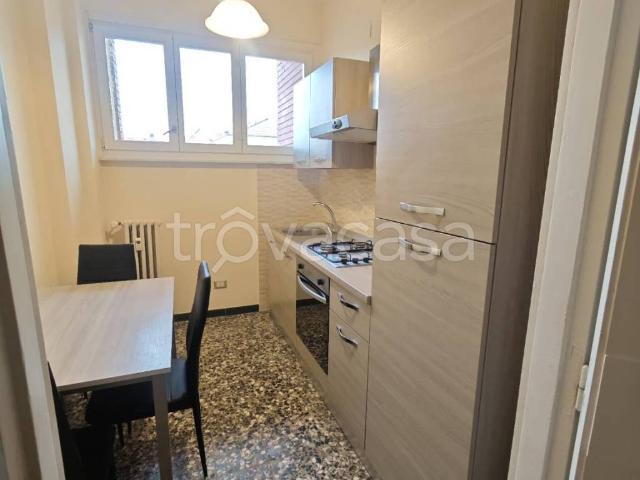 Appartamento in affitto ad Asti via Roccavione, arredato, balcone TrovaCasa