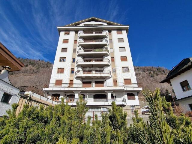 Appartamento in affitto ad Aprica strada Statale del Passo di Aprica, 257, arredato, posto auto, terrazzo TrovaCasa