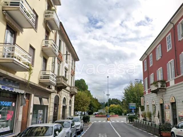 Appartamento in affitto ad Arona via Giacomo Matteotti, 33, arredato, ristrutturato, cantina TrovaCasa