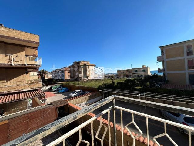 Appartamento in affitto ad Ardea, arredato, posto auto, luminoso TrovaCasa