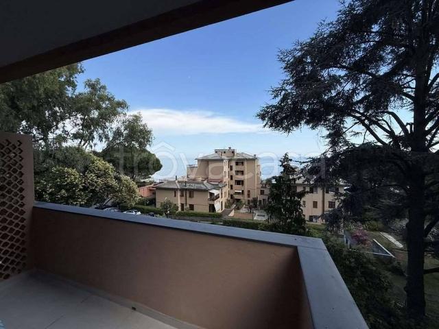 Appartamento in affitto ad Arenzano via del Mare, 40, arredato, box, terrazzo TrovaCasa
