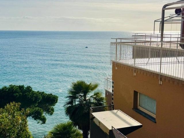 Appartamento in affitto ad Arenzano via Della Costa, 19 TrovaCasa