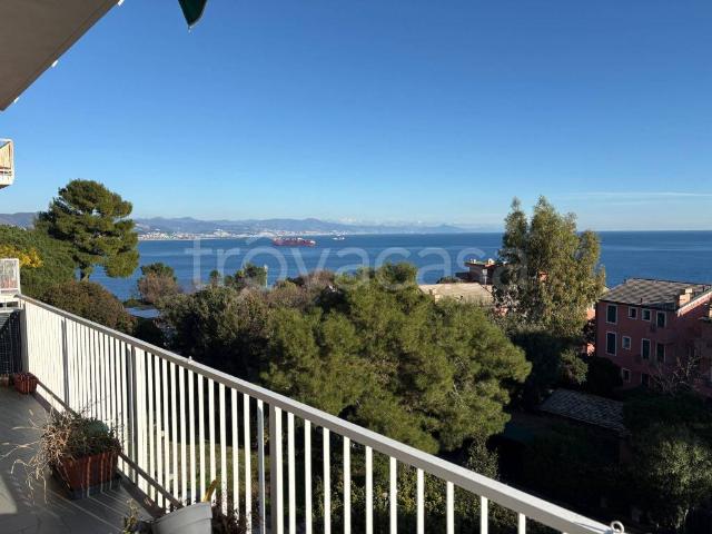 Appartamento in affitto ad Arenzano via della Pineta, 20