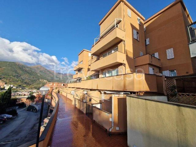 Appartamento in affitto ad Arenzano, arredato, terrazzo TrovaCasa