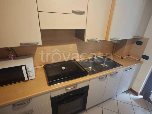 Appartamento in affitto ad Argegno via Schignano, 1, arredato, terrazzo, vista lago TrovaCasa