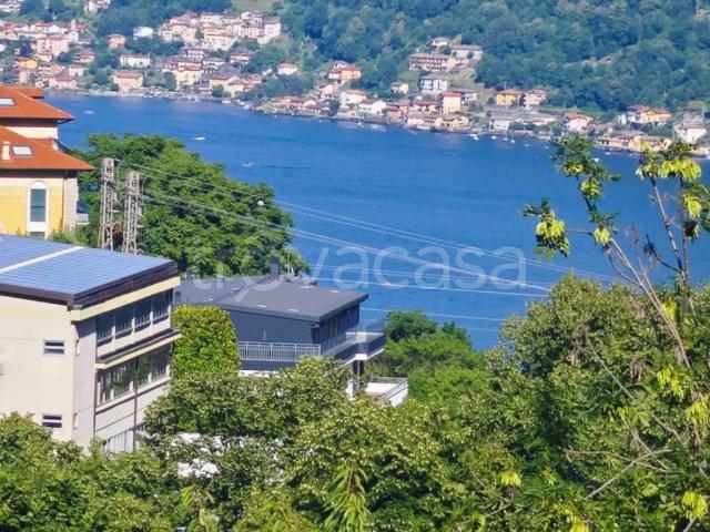 Appartamento in affitto ad Argegno via Schignano, 1, arredato, vista lago, balcone TrovaCasa