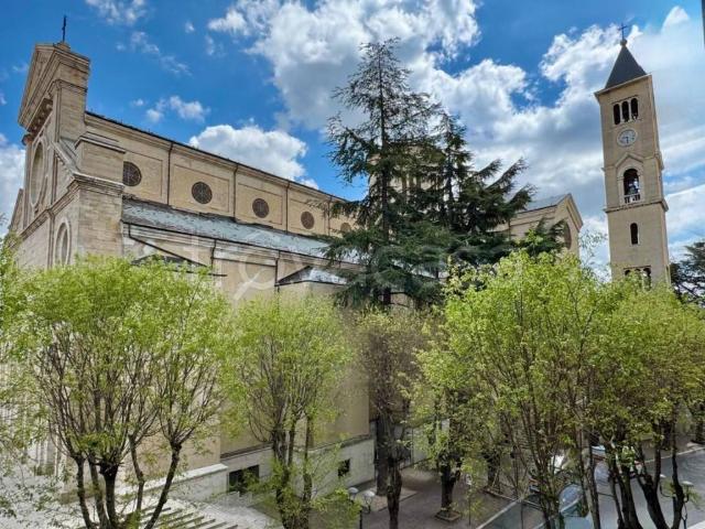 Appartamento in affitto ad Avezzano piazza Risorgimento, non arredato/vuoto, immobile di prestigio, centrale TrovaCasa