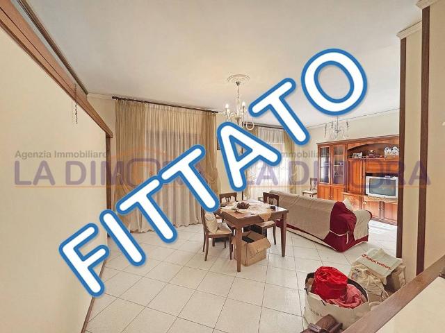 Appartamento in affitto ad Aversa via Ettore Corcioni, non arredato/vuoto, box, parzialmente arredato TrovaCasa