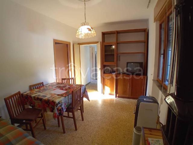 Appartamento in affitto ad Aviano via Vittorio Veneto, 25B, arredato, giardino privato, terrazzo TrovaCasa