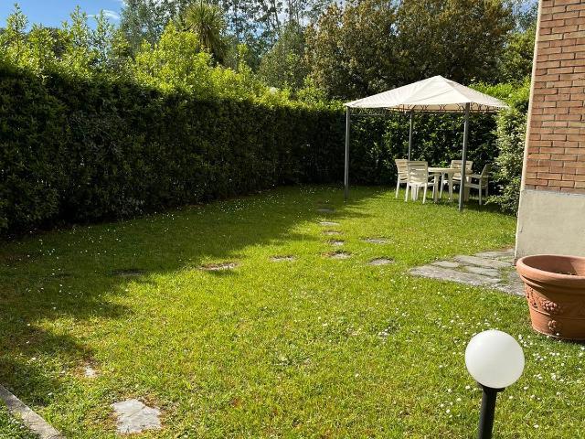 Appartamento in affitto Cinquale, Montignoso
