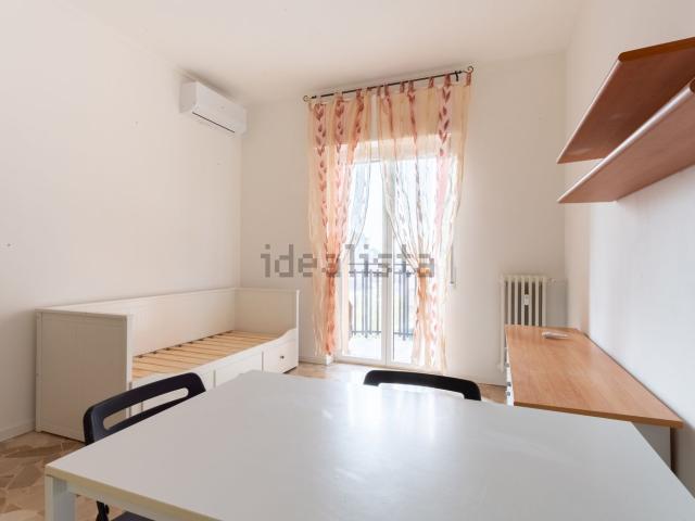 Appartamento in affitto di 43 m² in Corso Europa, 209