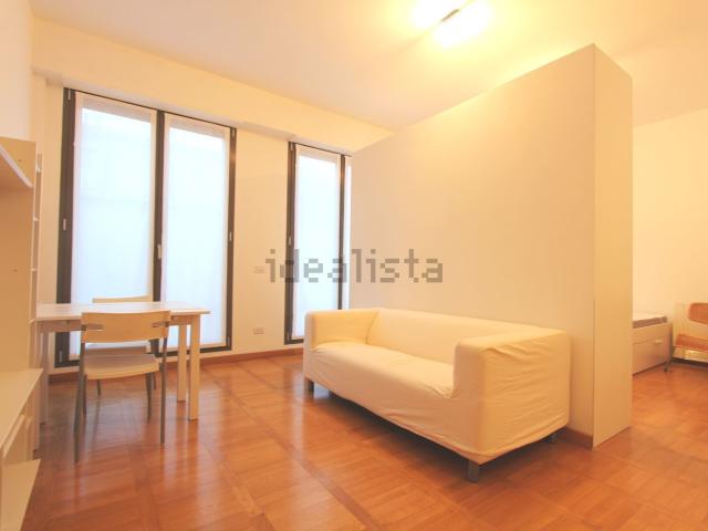 Appartamento in affitto di 43 m² in Via Elia Lombardini, 10
