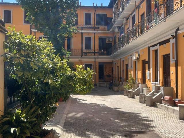 Appartamento in affitto di 43 m² in Via Lodovico Montegani, 6