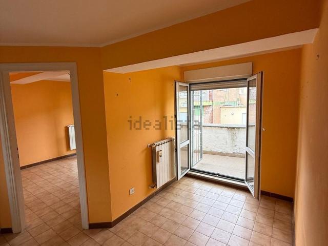 Appartamento in affitto di 40 m² in Via Angelo Rubino