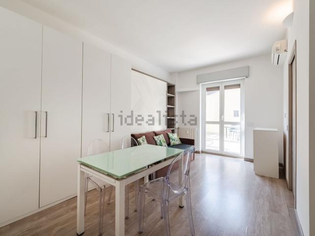 Appartamento in affitto di 40 m² in Via Antonio Carnevali, 11