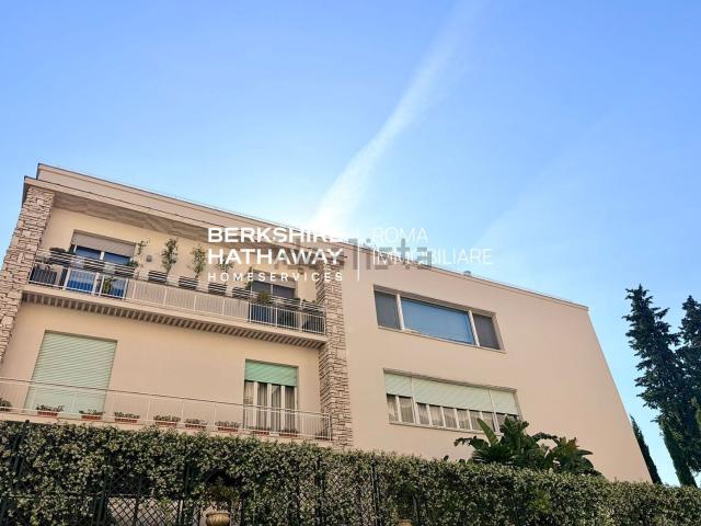 Appartamento in affitto di 40 m² in Via dei Monti Parioli