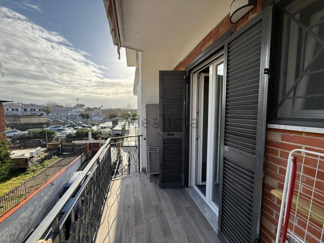 Appartamento in affitto di 40 m² in Via Domitiana