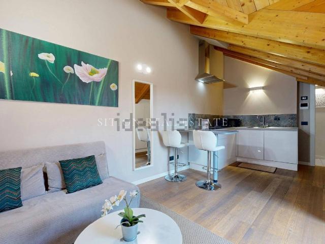 Appartamento in affitto di 41 m² in Corso di Porta Romana, 92