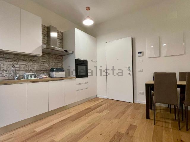 Appartamento in affitto di 41 m² in Piazza Melozzo da Forlì, 11