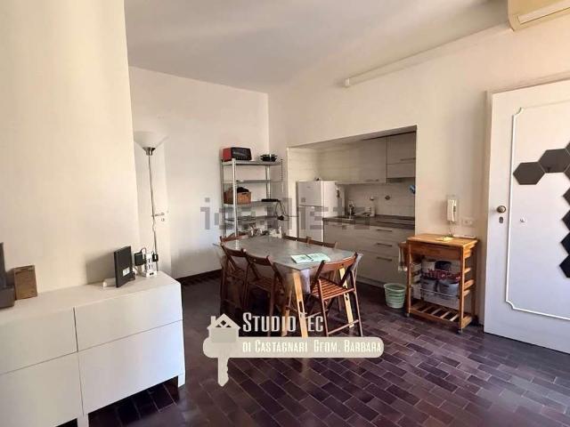 Appartamento in affitto di 42 m² in Via Borgonuovo, 1