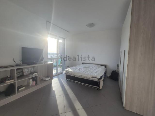Appartamento in affitto di 42 m² in Via Enrico Cosenz, 54