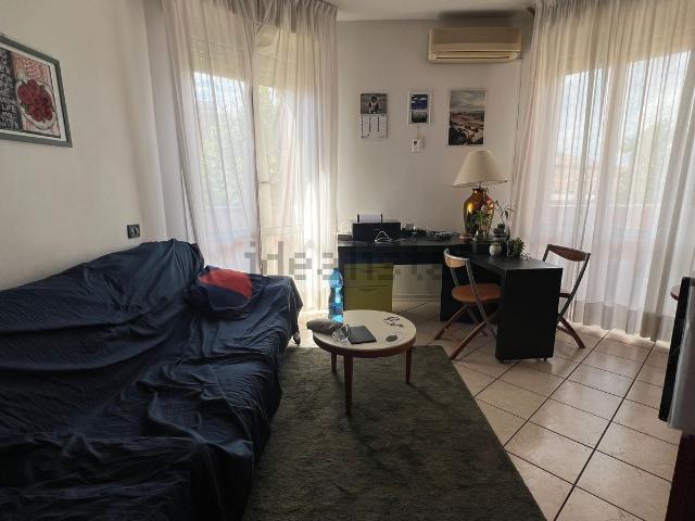 Appartamento in affitto di 42 m² in Via Giuseppe Massarenti