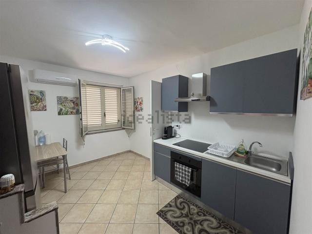 Appartamento in affitto di 42 m² in Via Liguria, 9