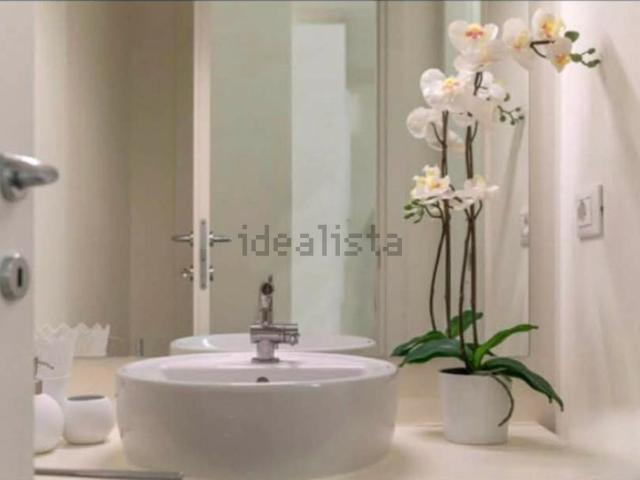 Appartamento in affitto di 42 m² in Via Marina, 8