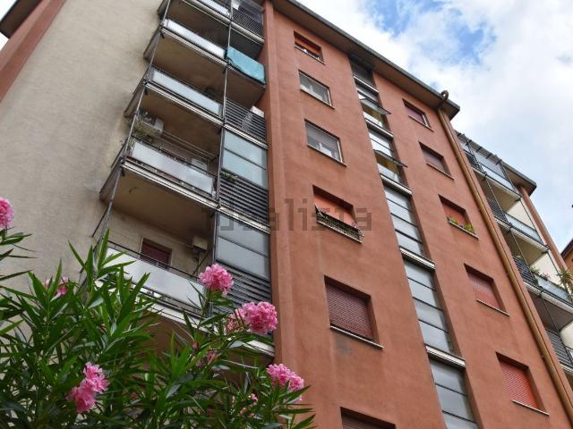 Appartamento in affitto di 42 m² in Viale Fratelli Casiraghi, 376