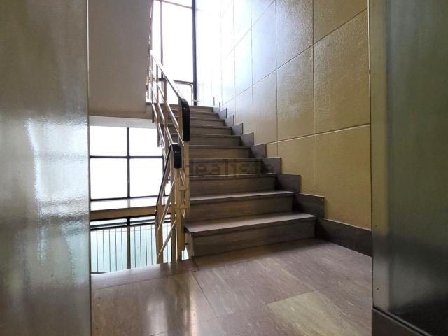 Appartamento in affitto di 42 m² in Viale Gian Galeazzo, 19