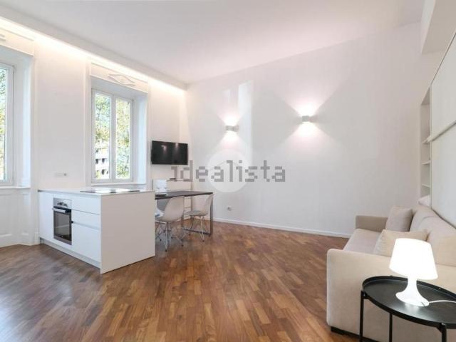 Appartamento in affitto di 42 m² in Viale Giovanni da Cermenate, 54
