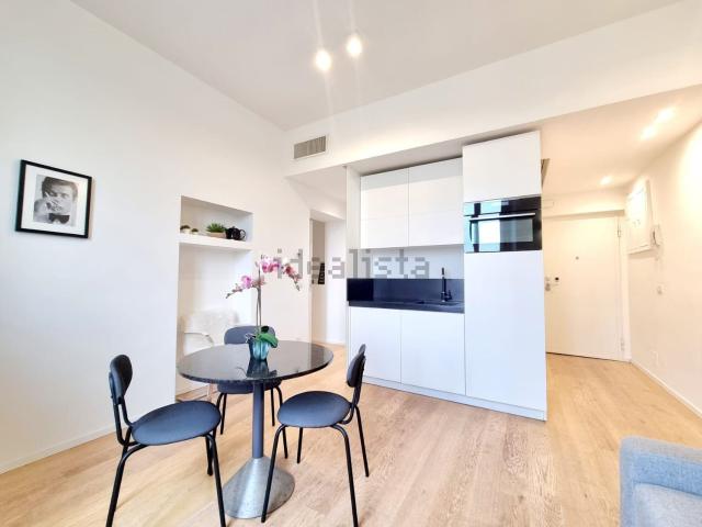 Appartamento in affitto di 47 m² in Via Tortona, 12