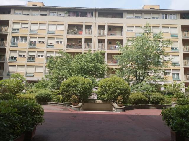 Appartamento in affitto di 45 m² in Corso Massimo d&apos Azeglio, 60