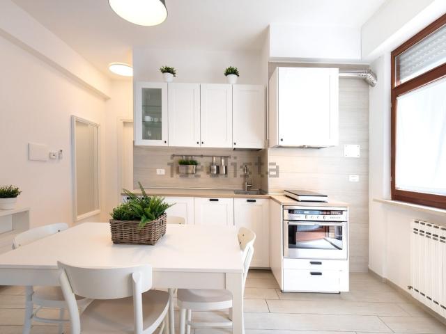 Appartamento in affitto di 45 m² in Largo Italia, 4