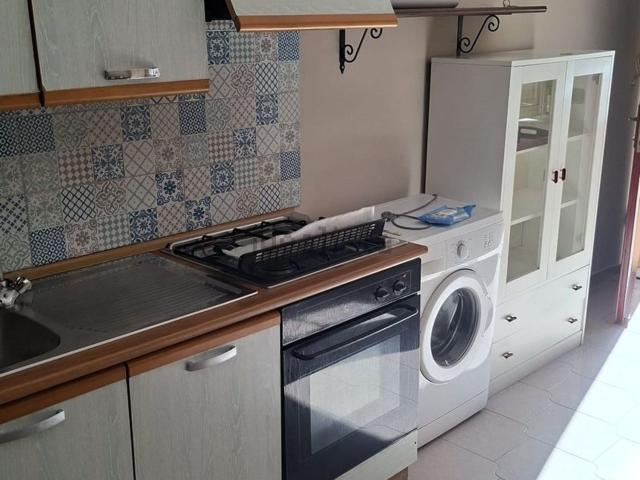 Appartamento in affitto di 45 m² in Traversa Barlaam da Seminara, 25