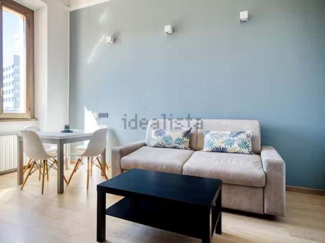 Appartamento in affitto di 45 m² in Via Arcivescovo Calabiana, 1