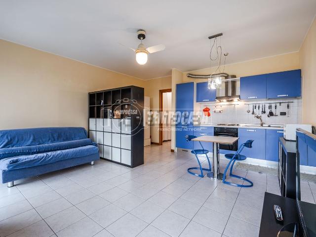 Appartamento in affitto di 45 m² in Via Caduti in Missione di Pace, 9